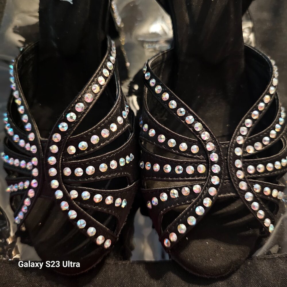 TT damcewear dance shoes gently worn "